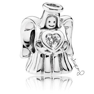 EUC Pandora 792010CZ Sterling Silver Angel of Love Charm w/ Heart Shaped CZ